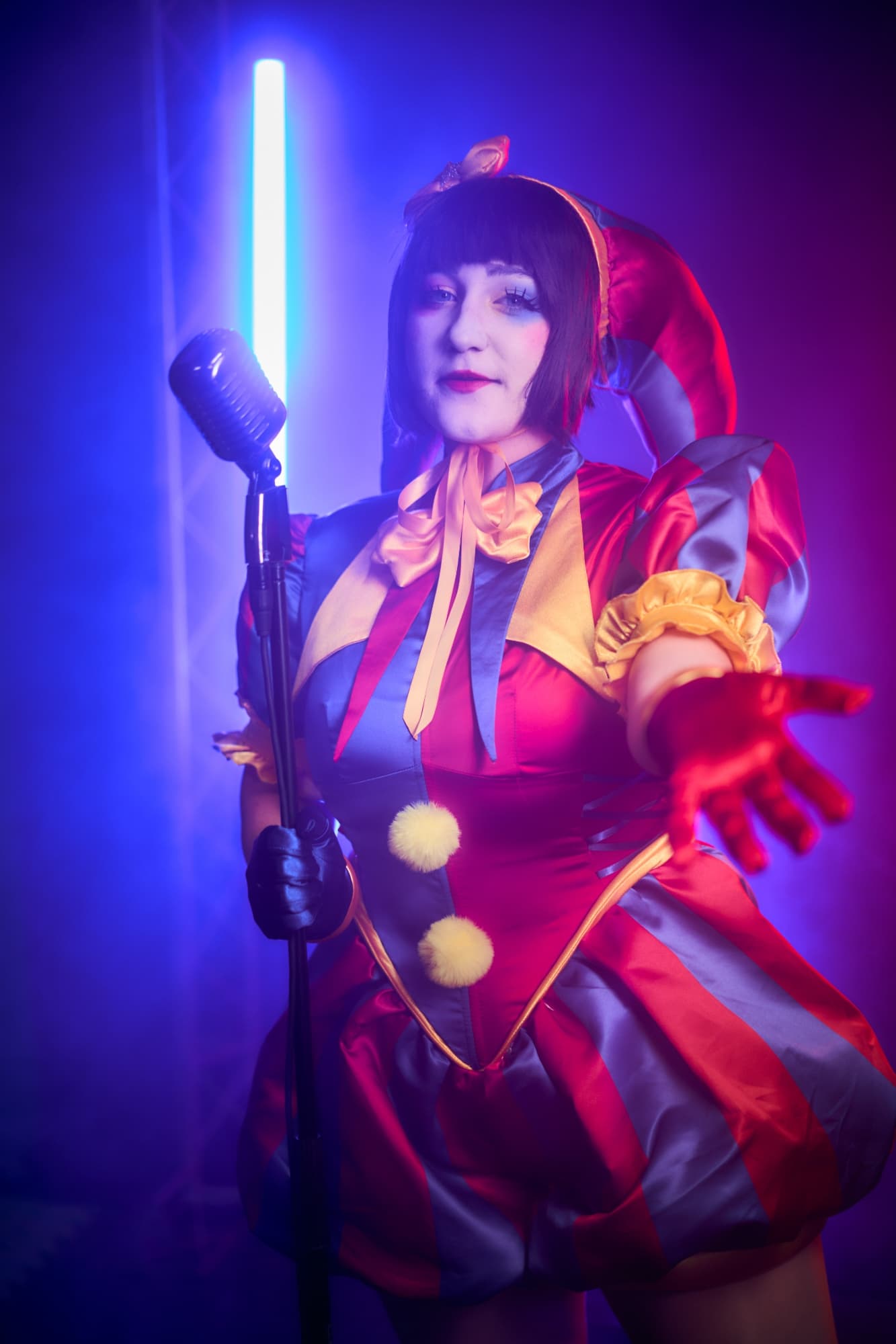 Pomni Photoshoot - Photo 7