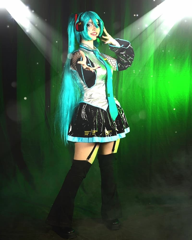 Hatsune Miku - Photo 2