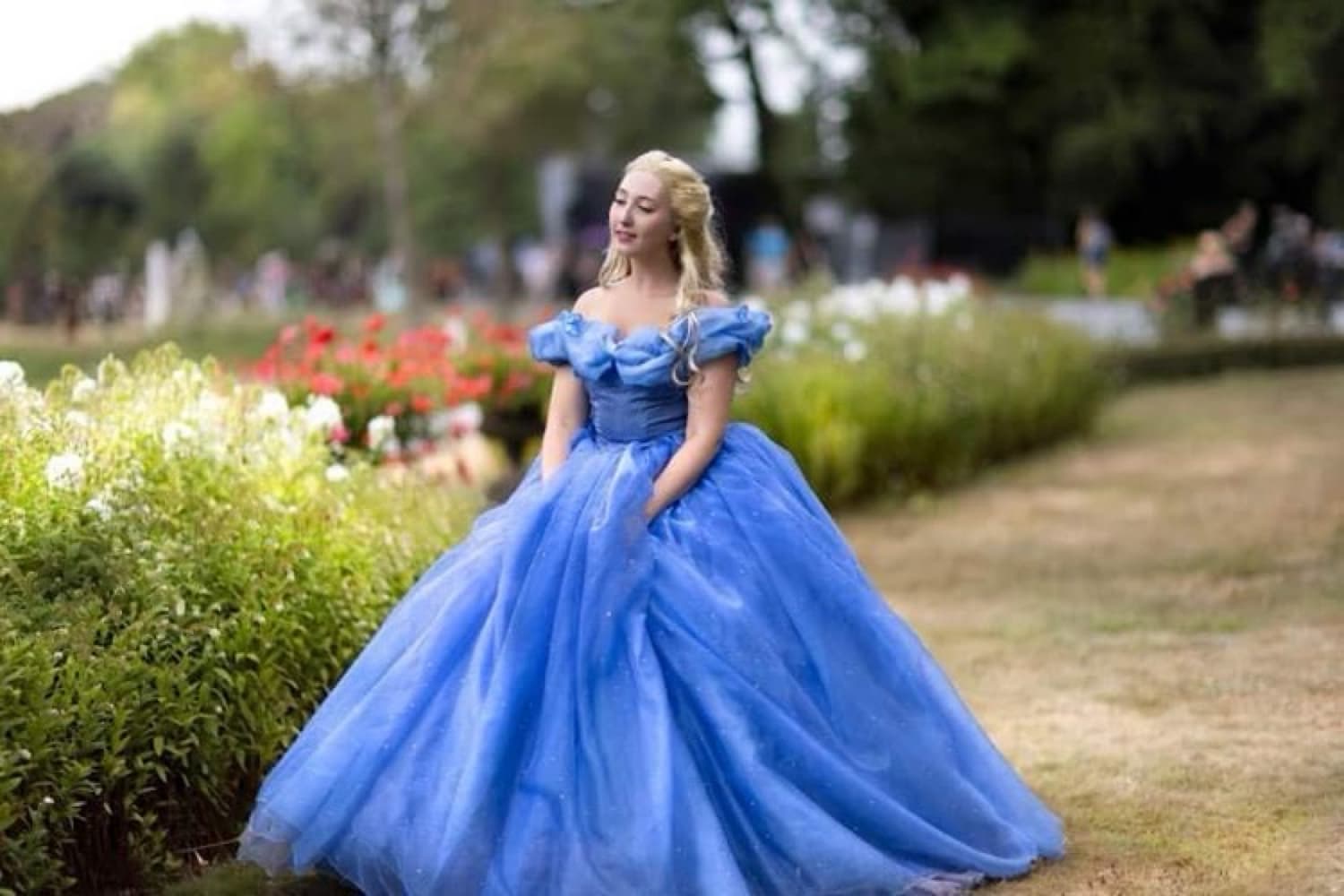 Cinderella  - Photo 4
