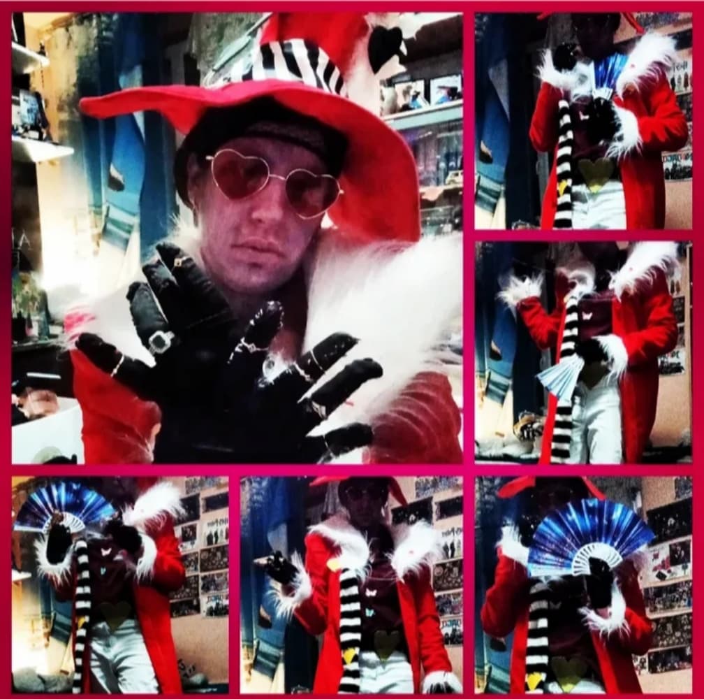 Valentino  - Photo 2