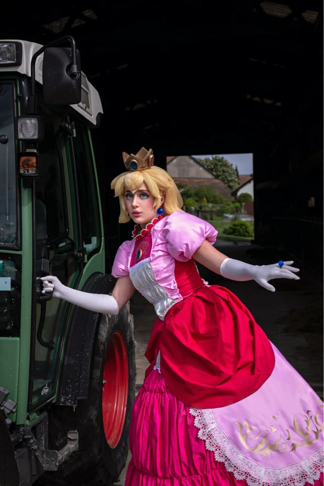 Peach at the farm 🐮 - Photo 9