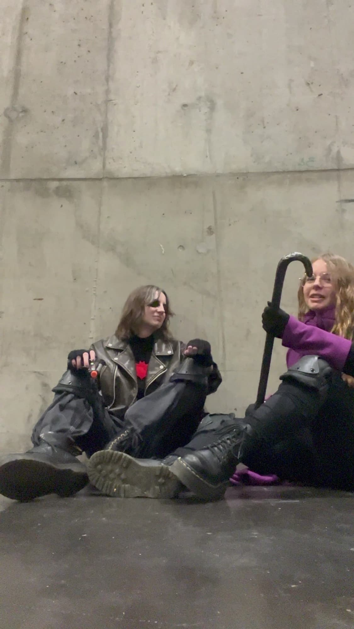 Red Hood x Spoiler - Photo 3