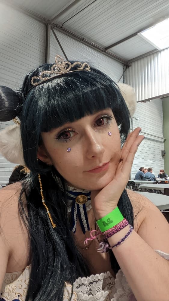 Angel Yoshiko  - Photo 1