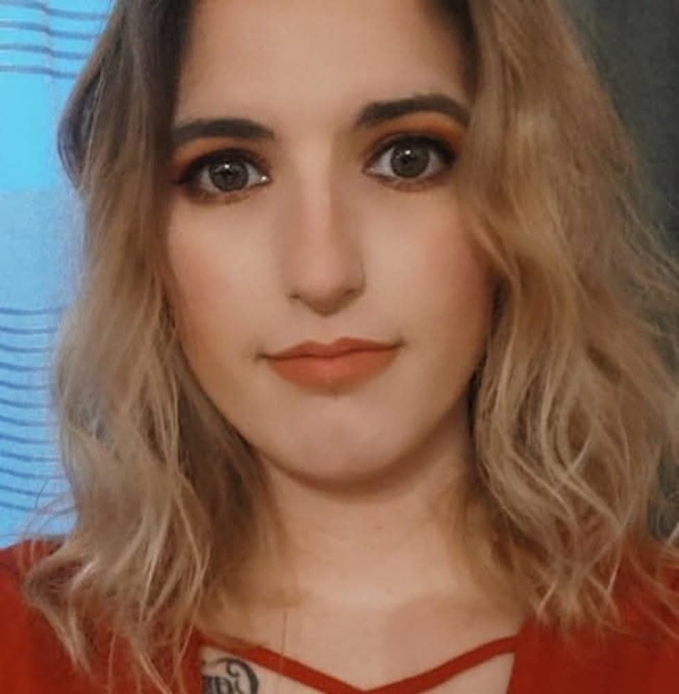 Caroline Forbes - Photo 8