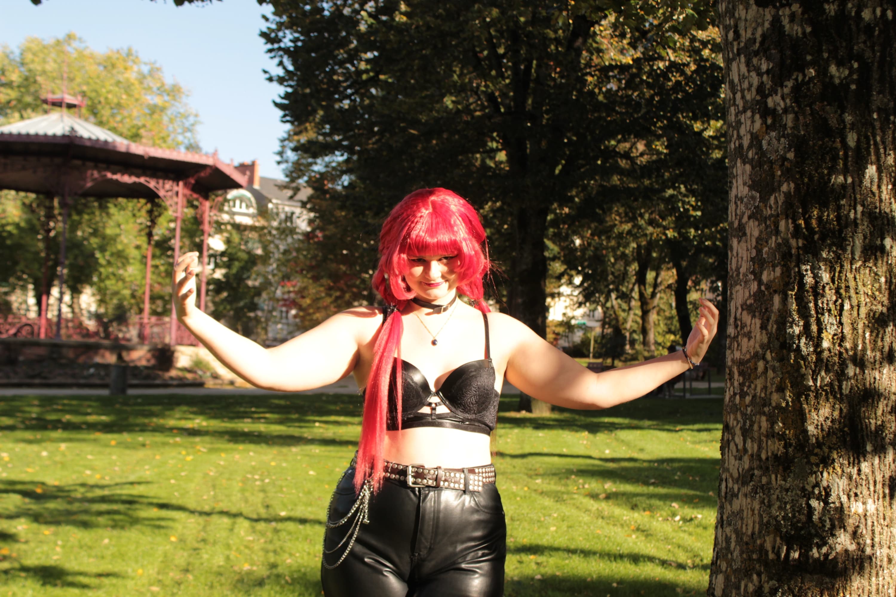 Nilou Rock - Photo 31