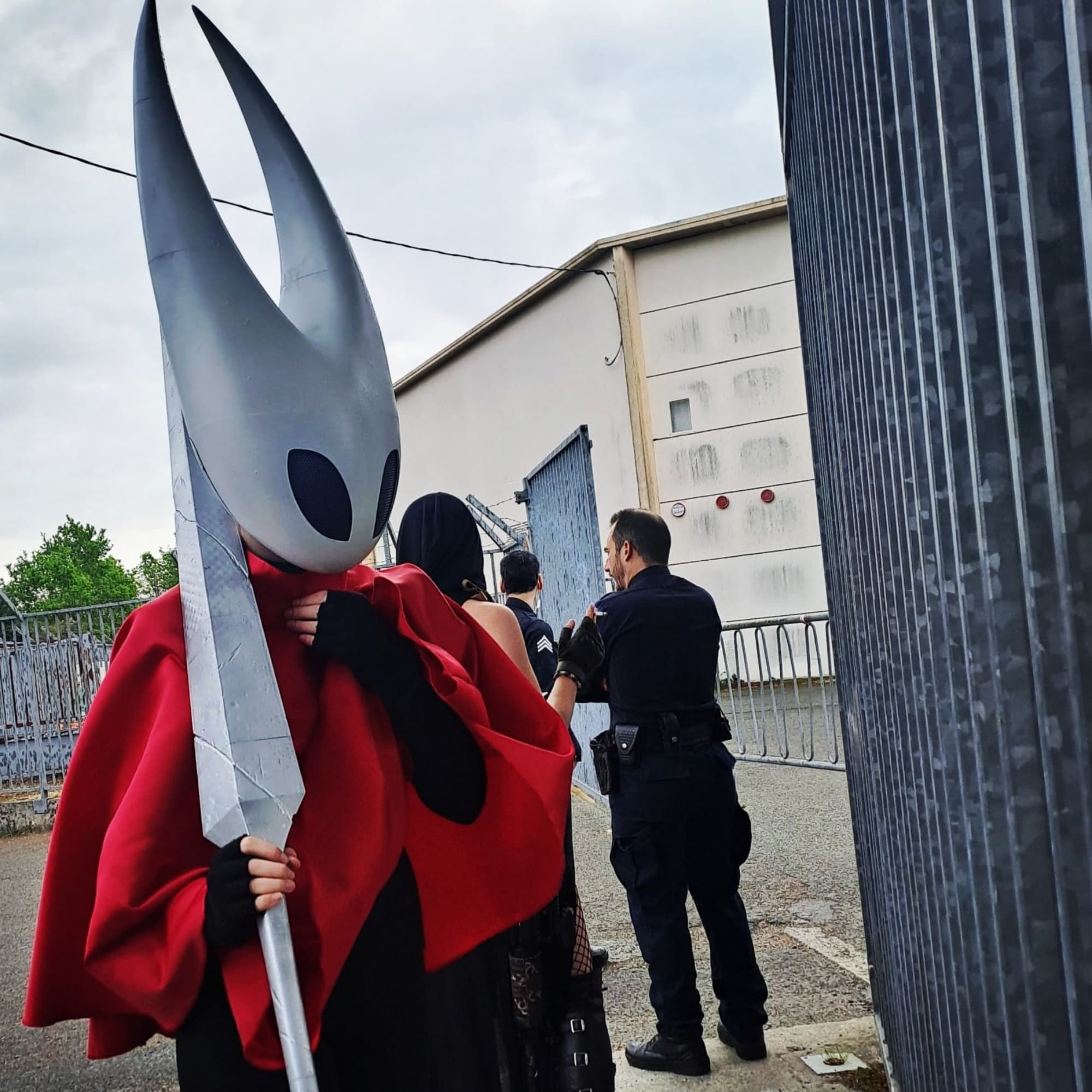 Hornet 🤺 - Hollow Knight cosplay photoshoot cover