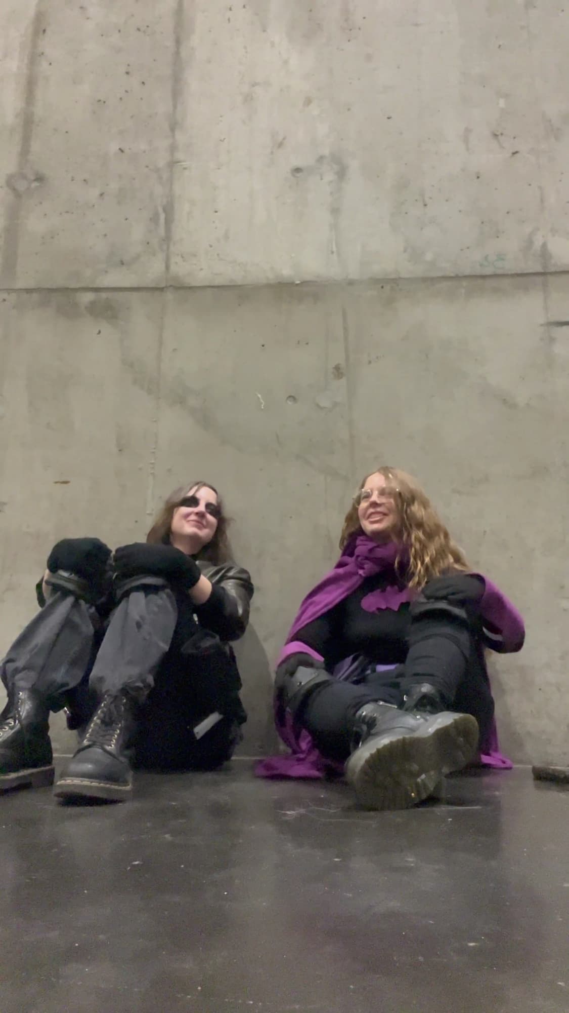 Red Hood x Spoiler - Photo 5