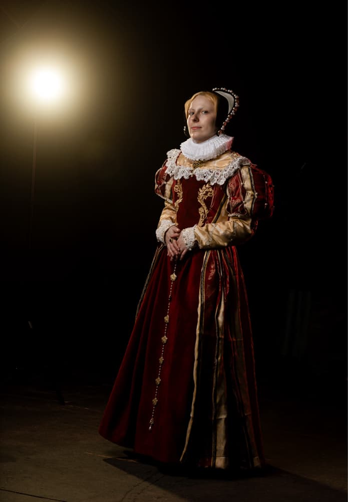 Mary I of England Cosplay - Photo 18