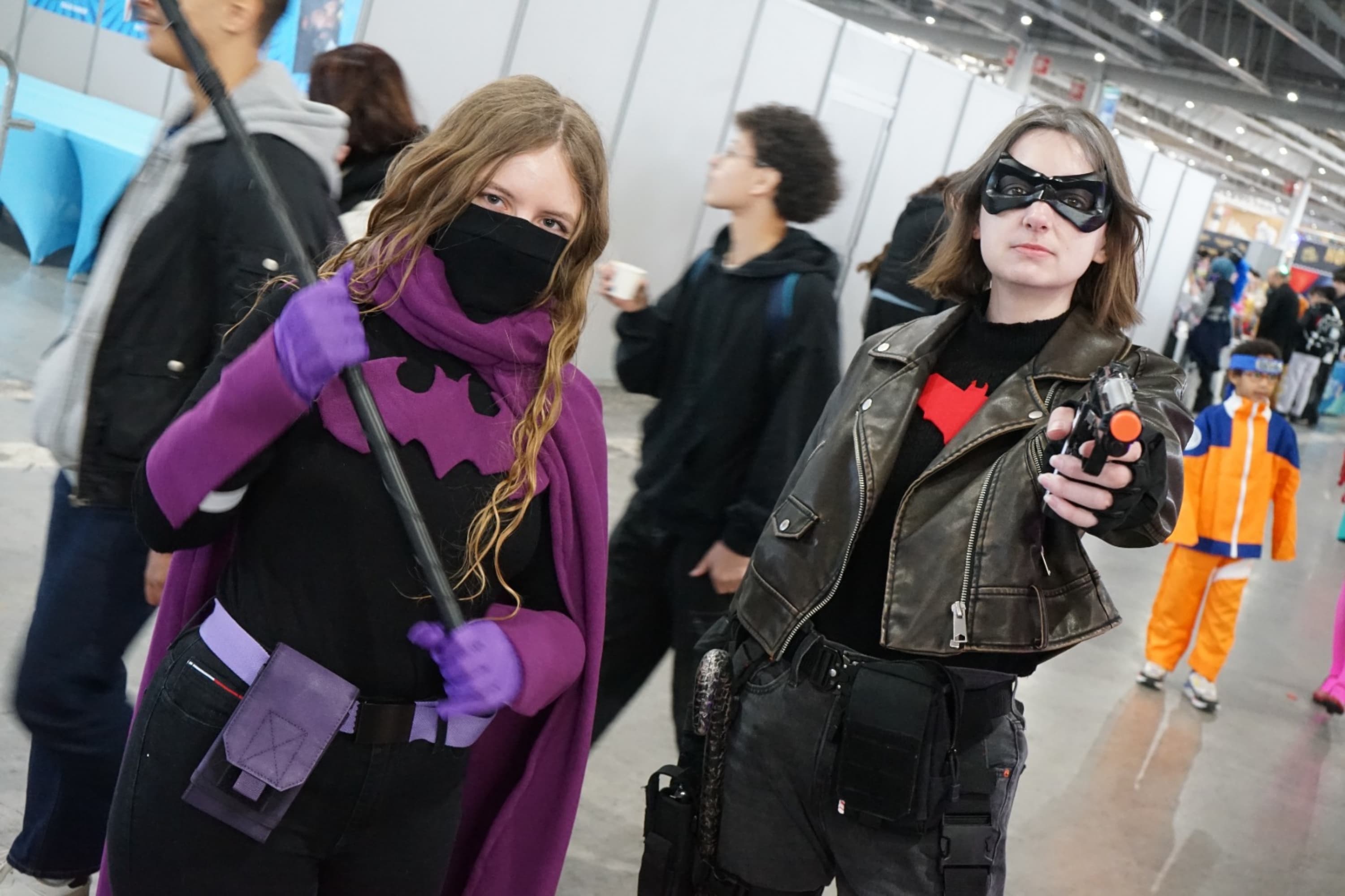 Red Hood x Spoiler - Photo 5