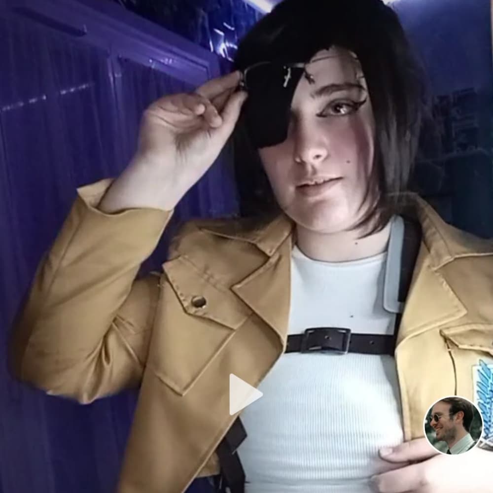 Hanjie - Attack on Titan cosplay photoshoot cover