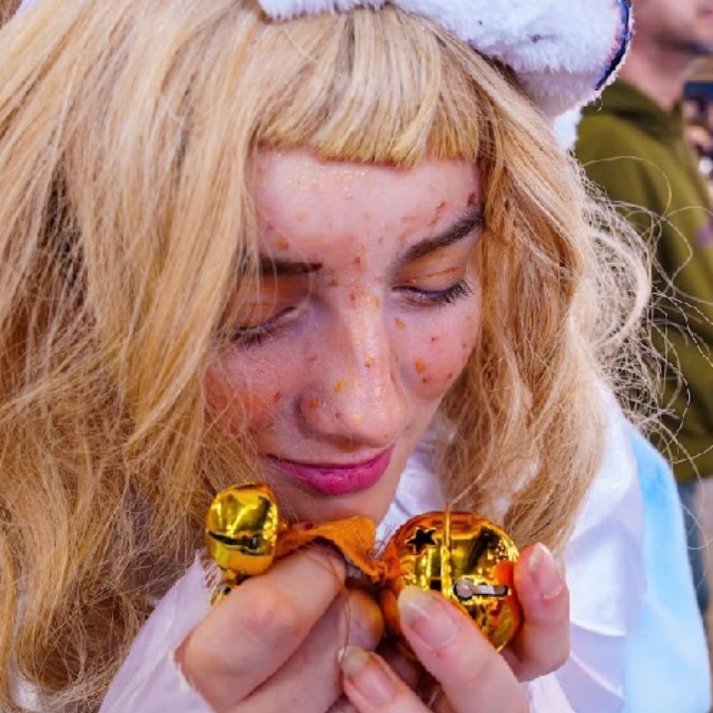 Clémentine - The Walking Dead cosplay photoshoot cover