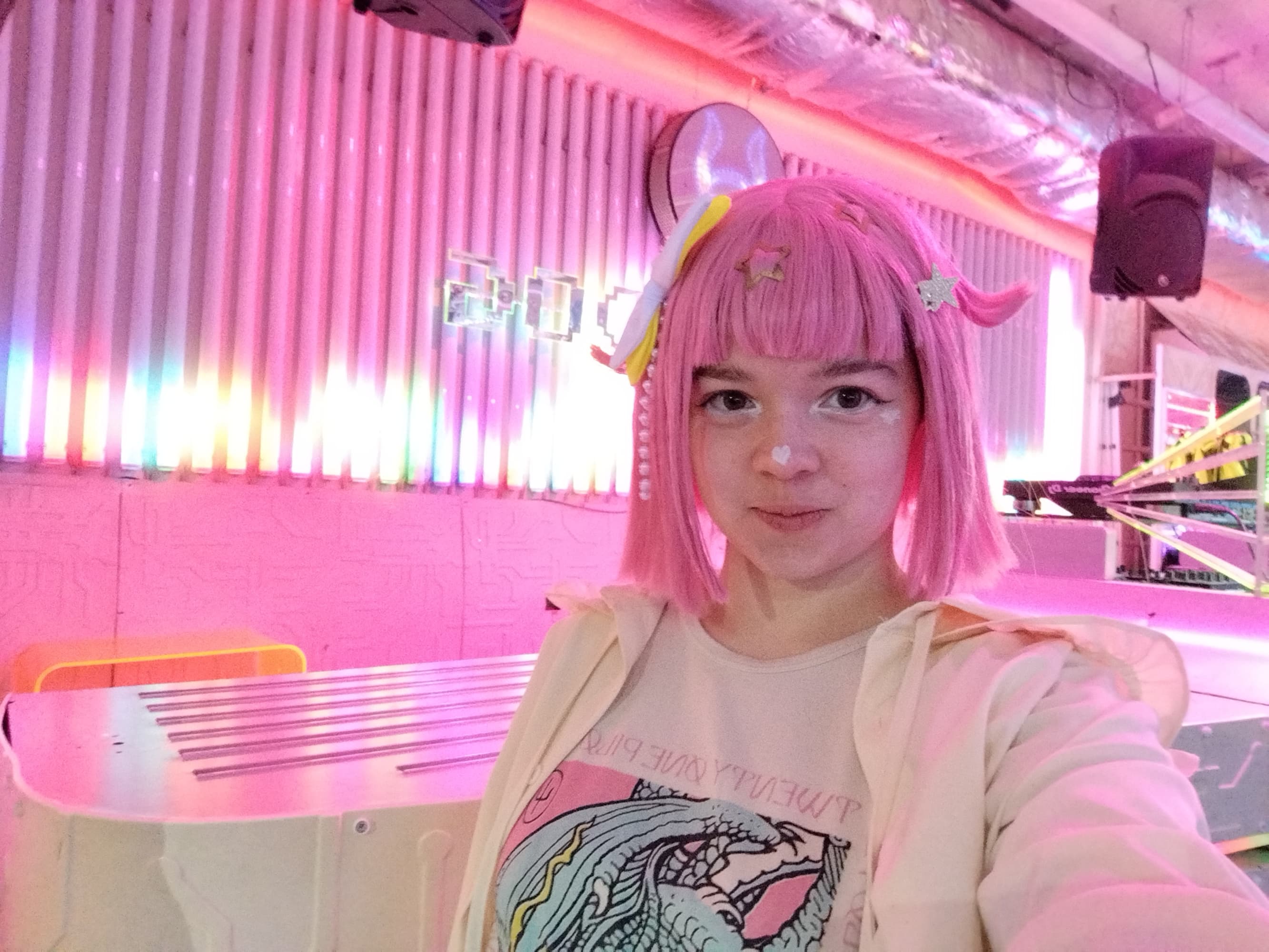 Emu 🩷🎉 - Photo 42