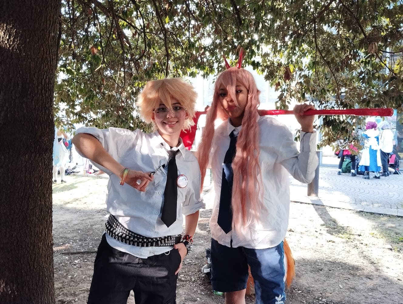 denji and power - Photo 2