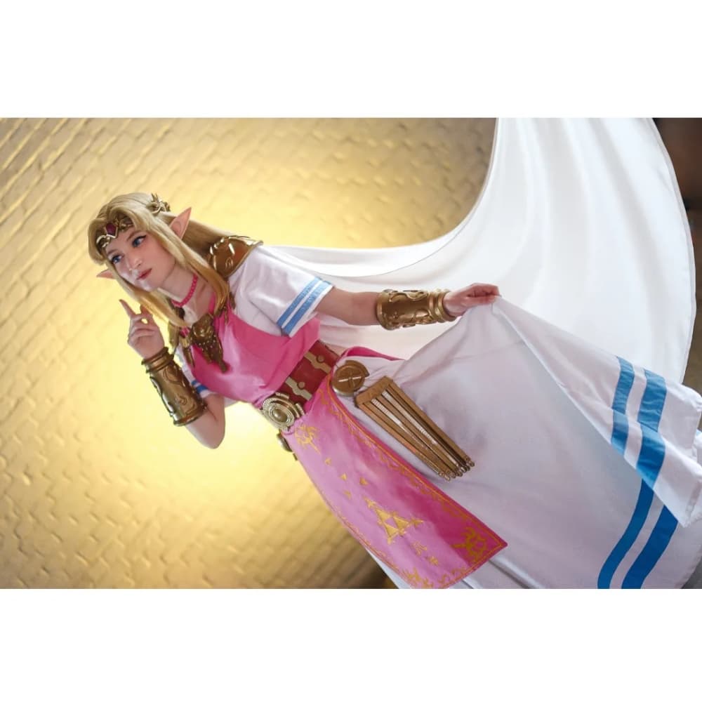 Zelda SSBU - The Legend of Zelda cosplay photoshoot cover