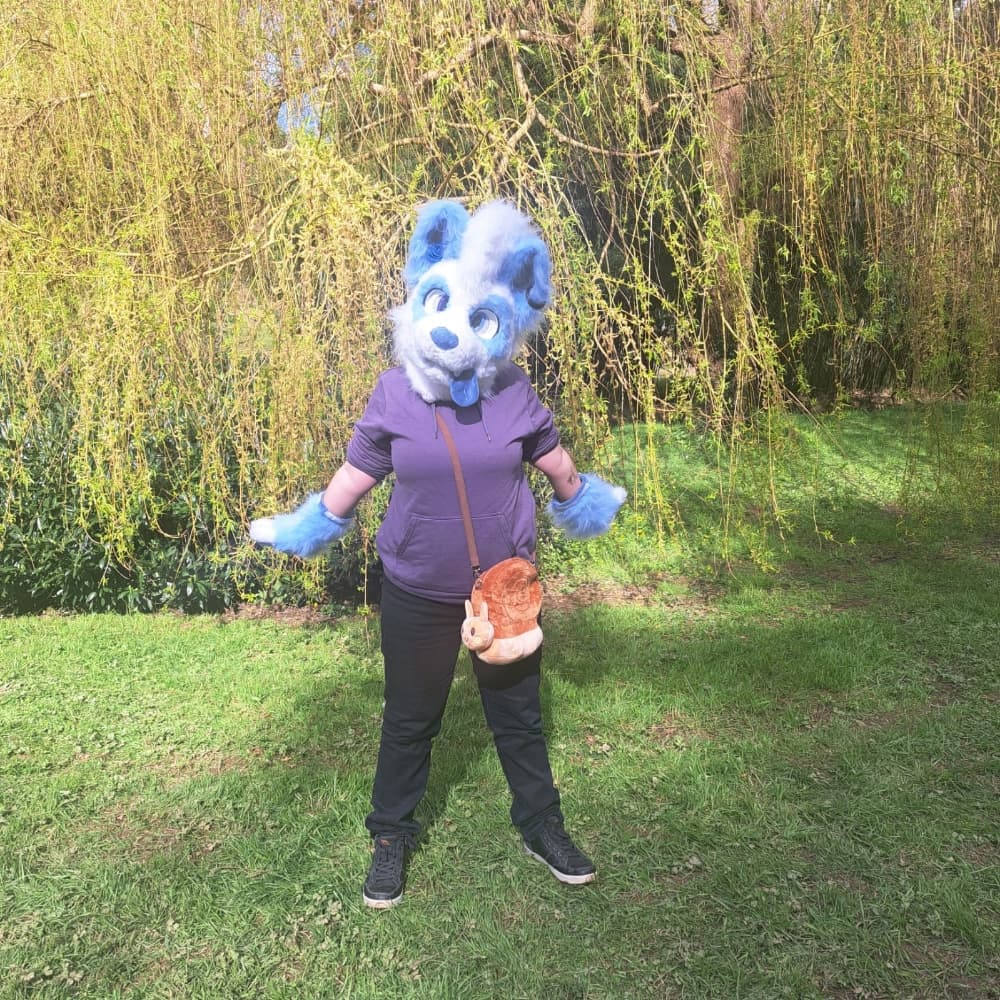 Titan (V2) - Photo 2