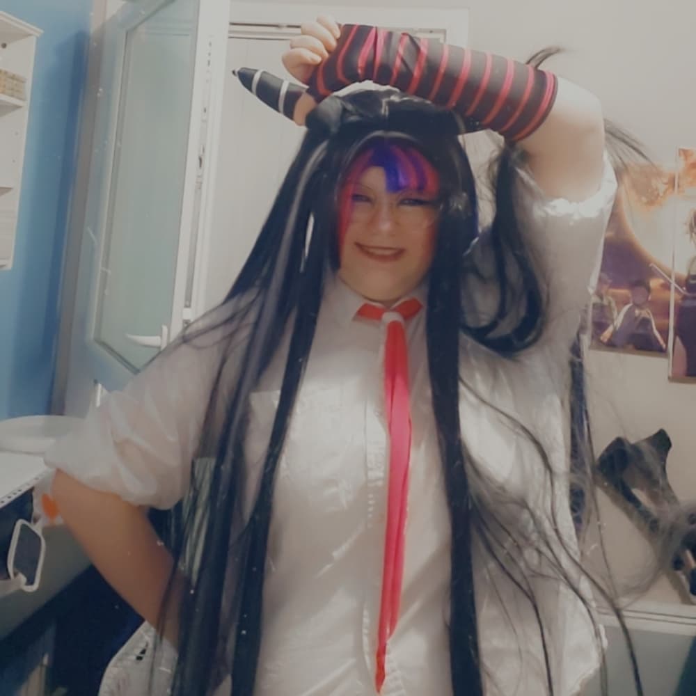 Ibuki mioda 
