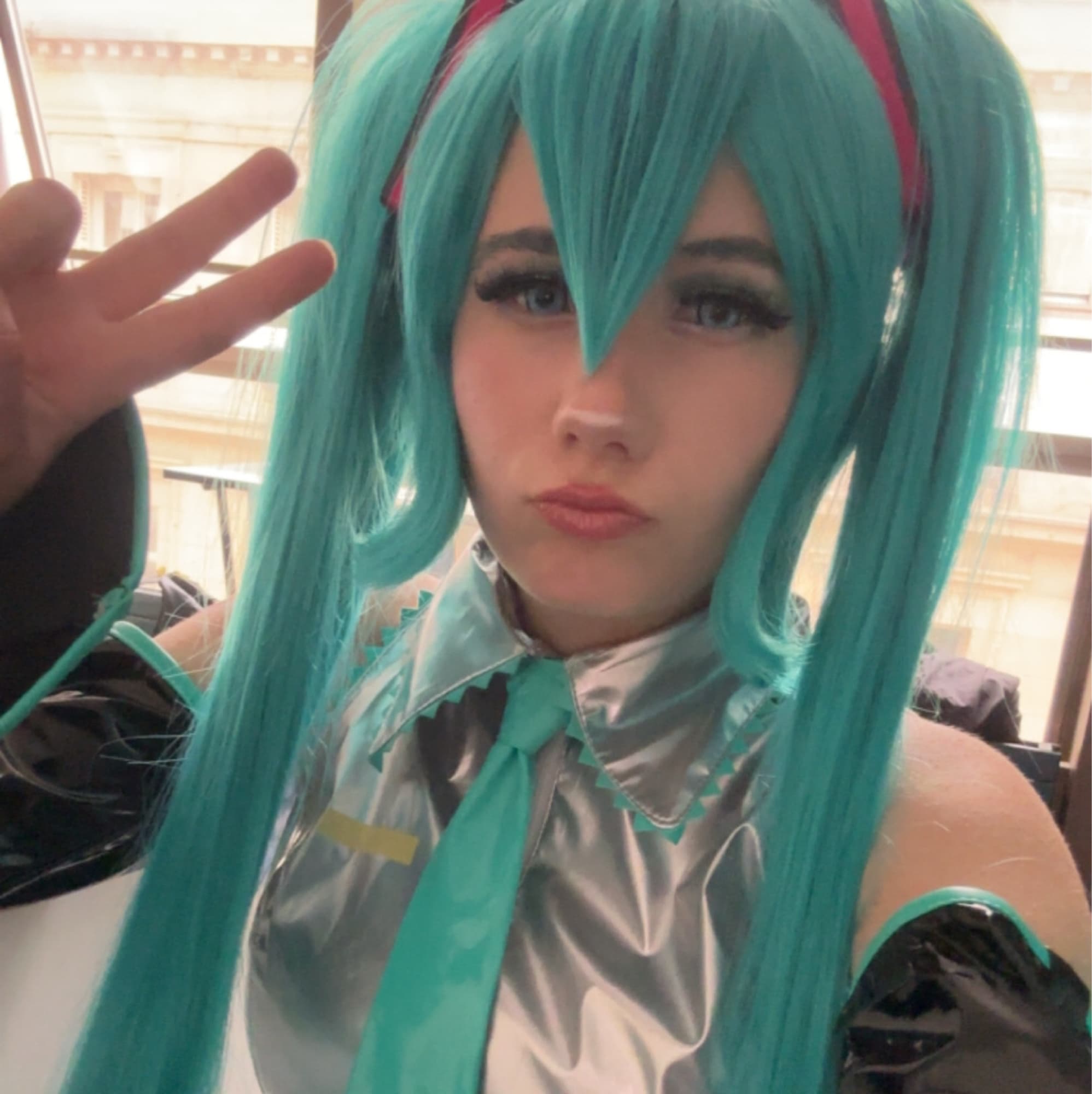 Hatsune Miku  - Vocaloid cosplay photoshoot cover