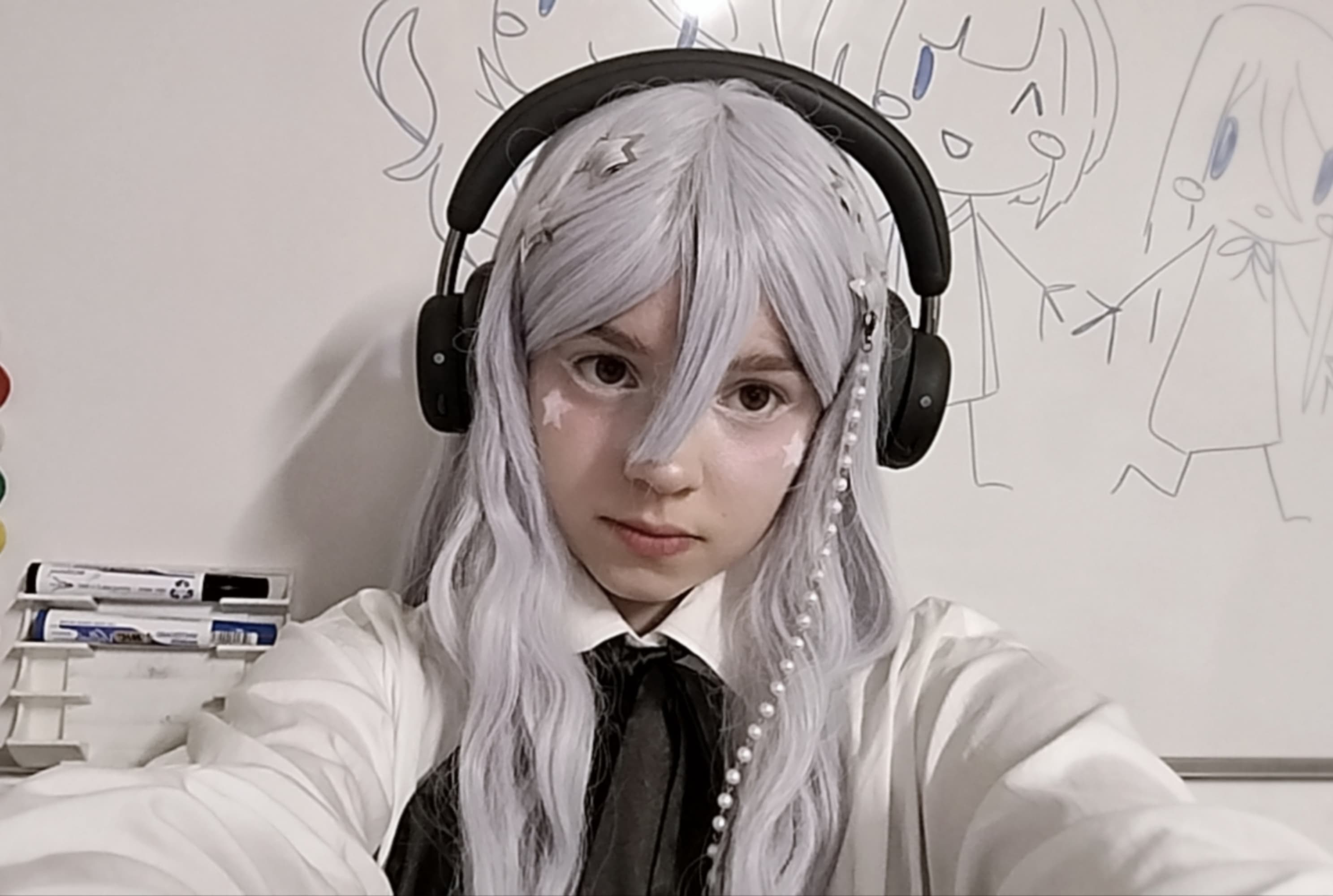 Kanade 🤍🎮📚 - Photo 11