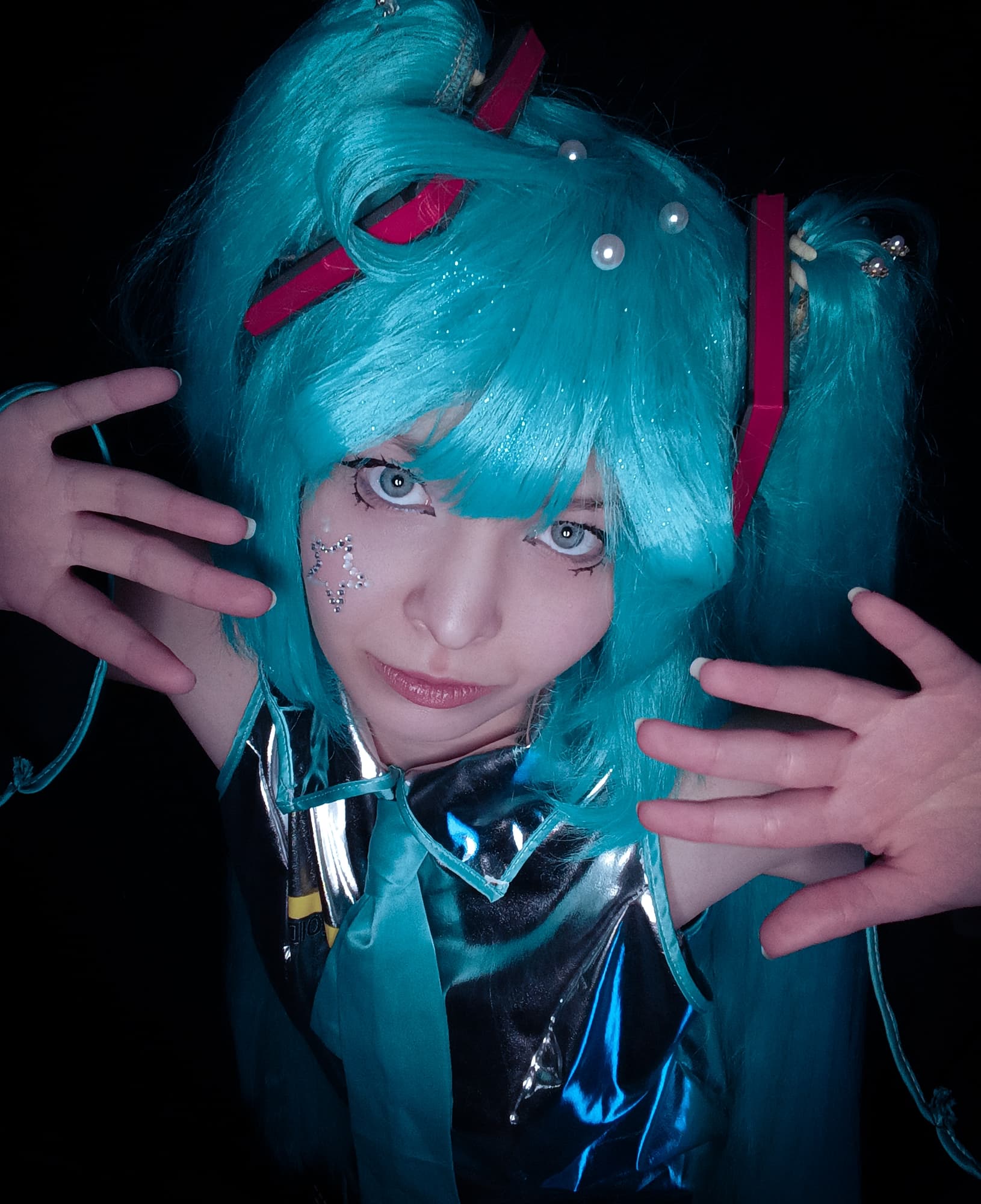 Hatsune Miku  - Photo 3