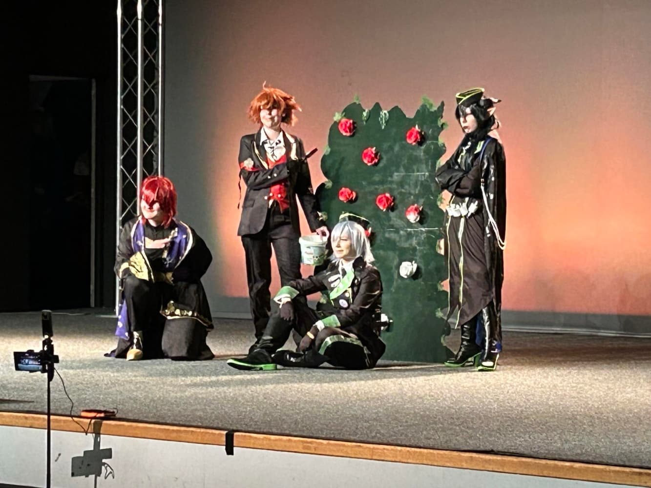 Twisted wonderland  - Photo 2