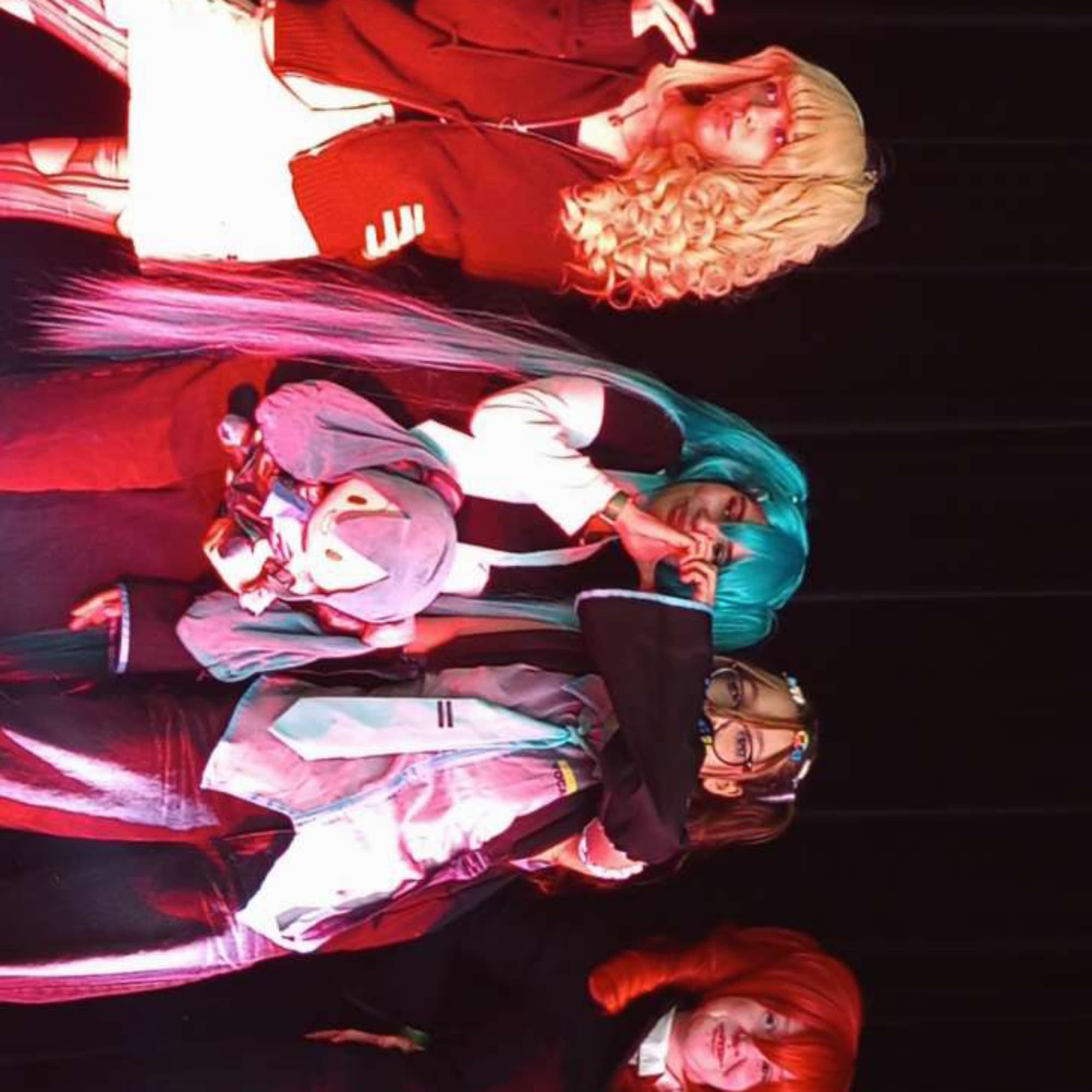 Triple baka + 2 Miku - Vocaloid cosplay photoshoot cover
