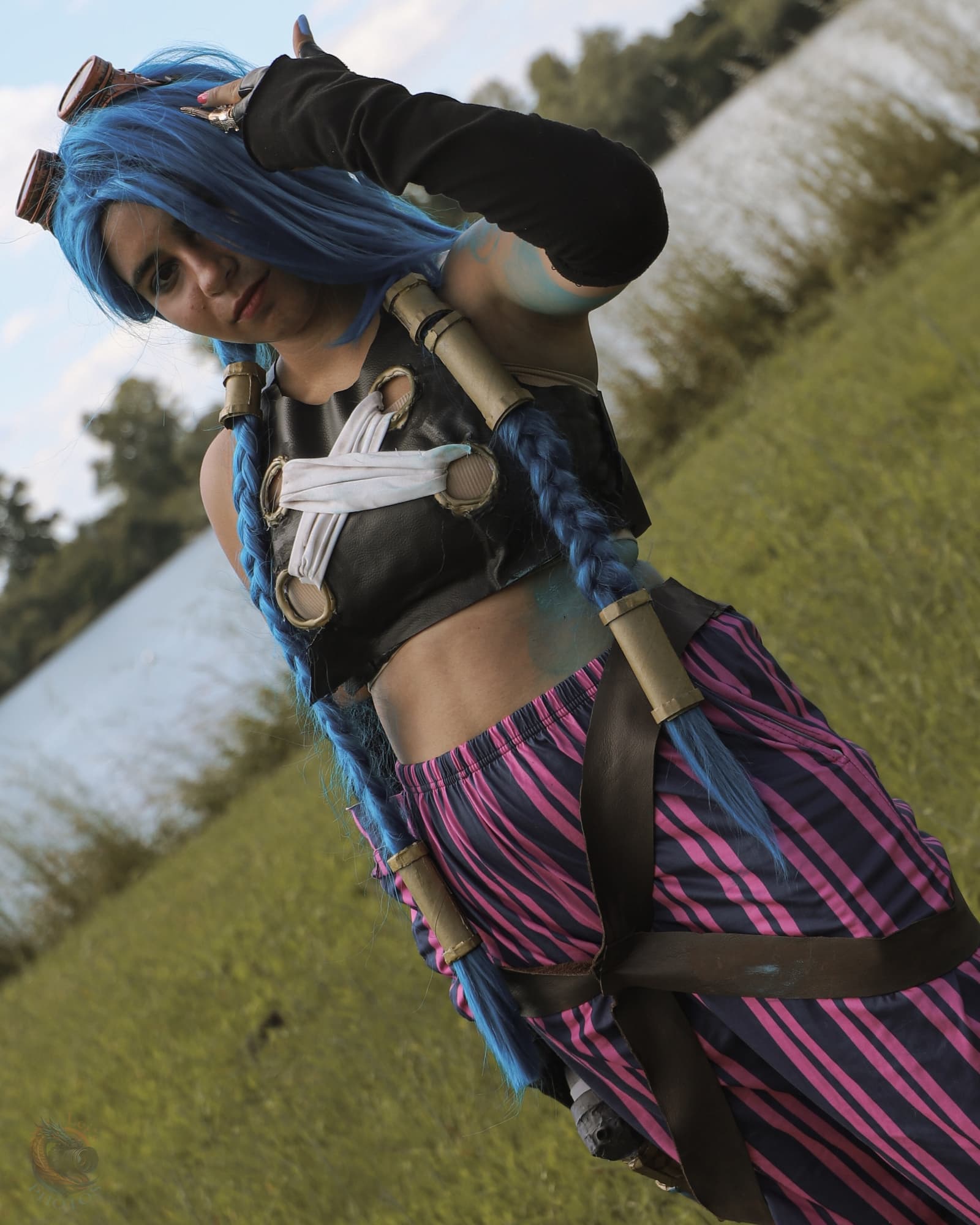 Jinx  - Photo 3