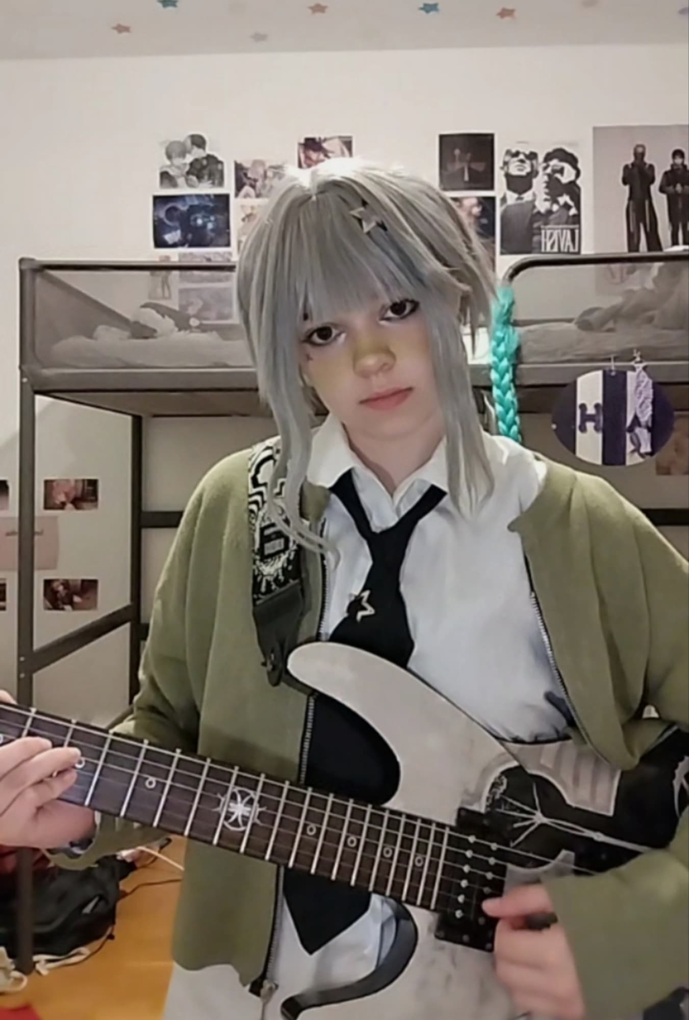 Shiho 💚🎸💫 - Photo 11