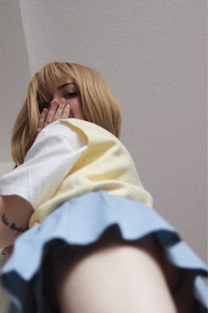 Urumi Kanzaki  - Photo 5