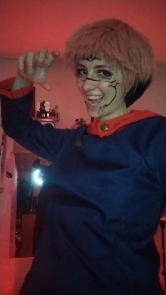 Yuji itadori  - Photo 1