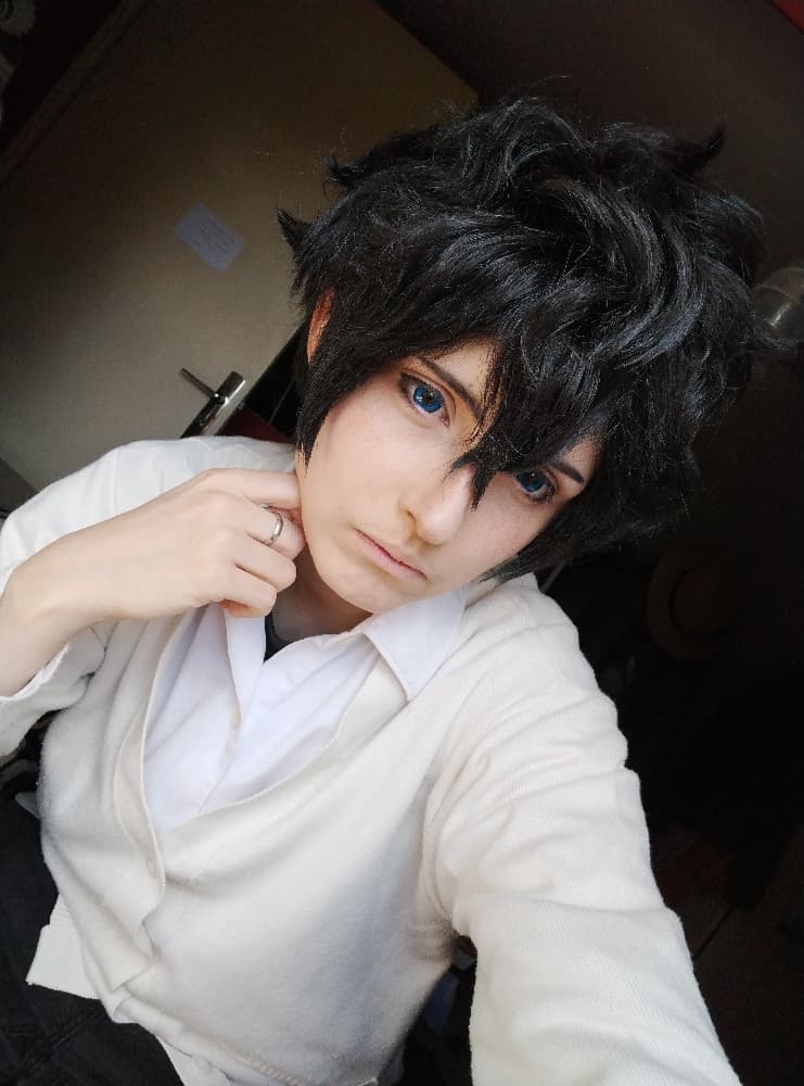 Izumi Miyamura  - Photo 1