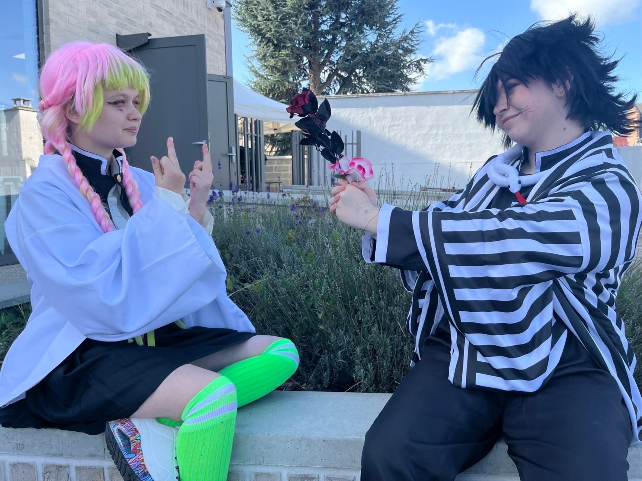 Mitsuri, Obanai  - Photo 6