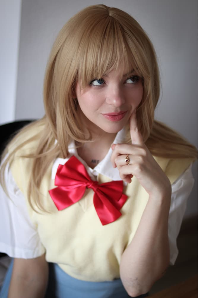 Urumi Kanzaki  - Photo 1