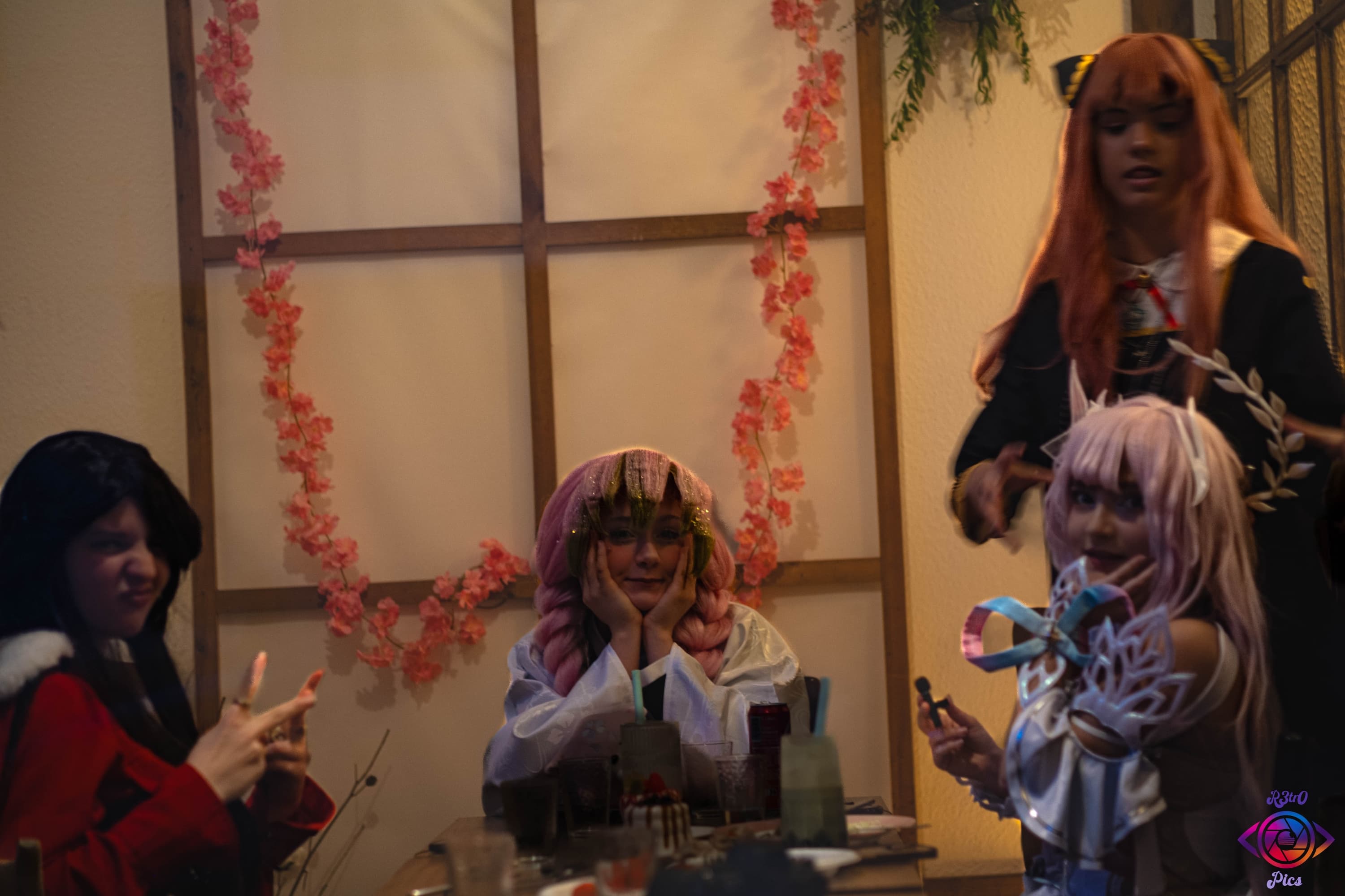 Mitsuri Kanroji - Photo 18