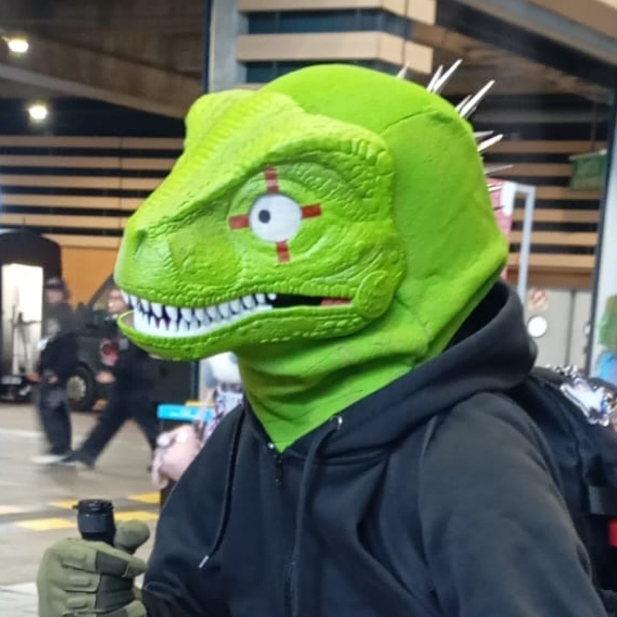 Caïman  - Dorohedoro cosplay photoshoot cover