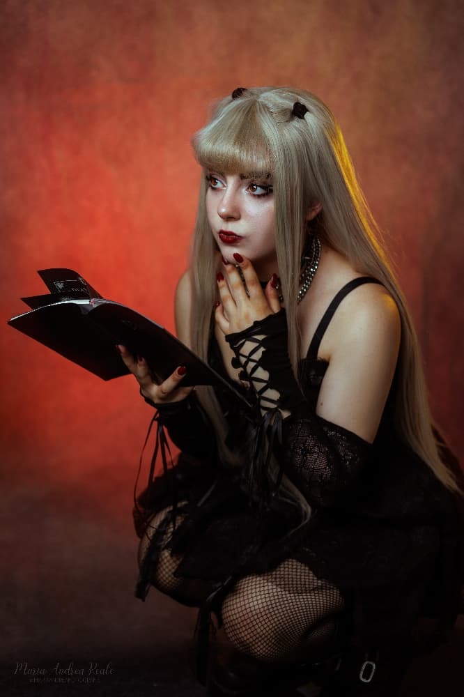 Light and Misa - Photo 4