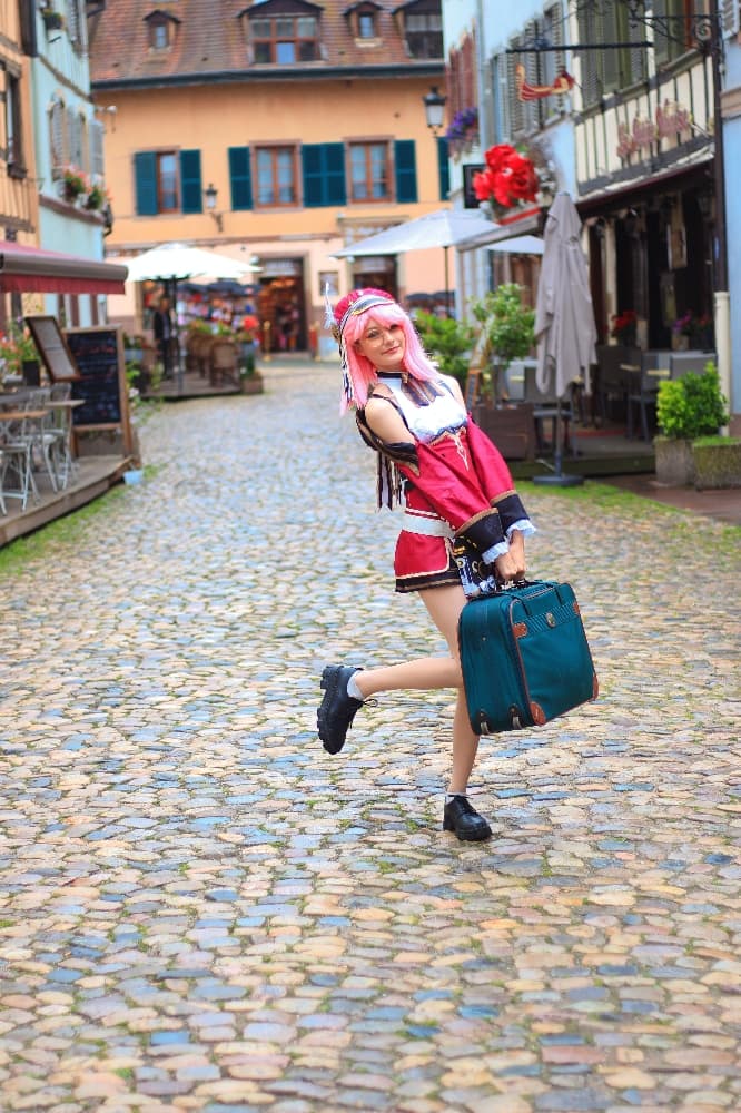 Charlotte  - Photo 2