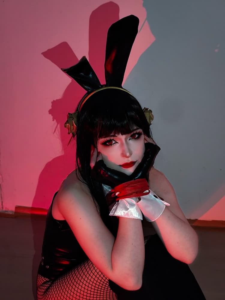 Bunny Yor - Photo 1