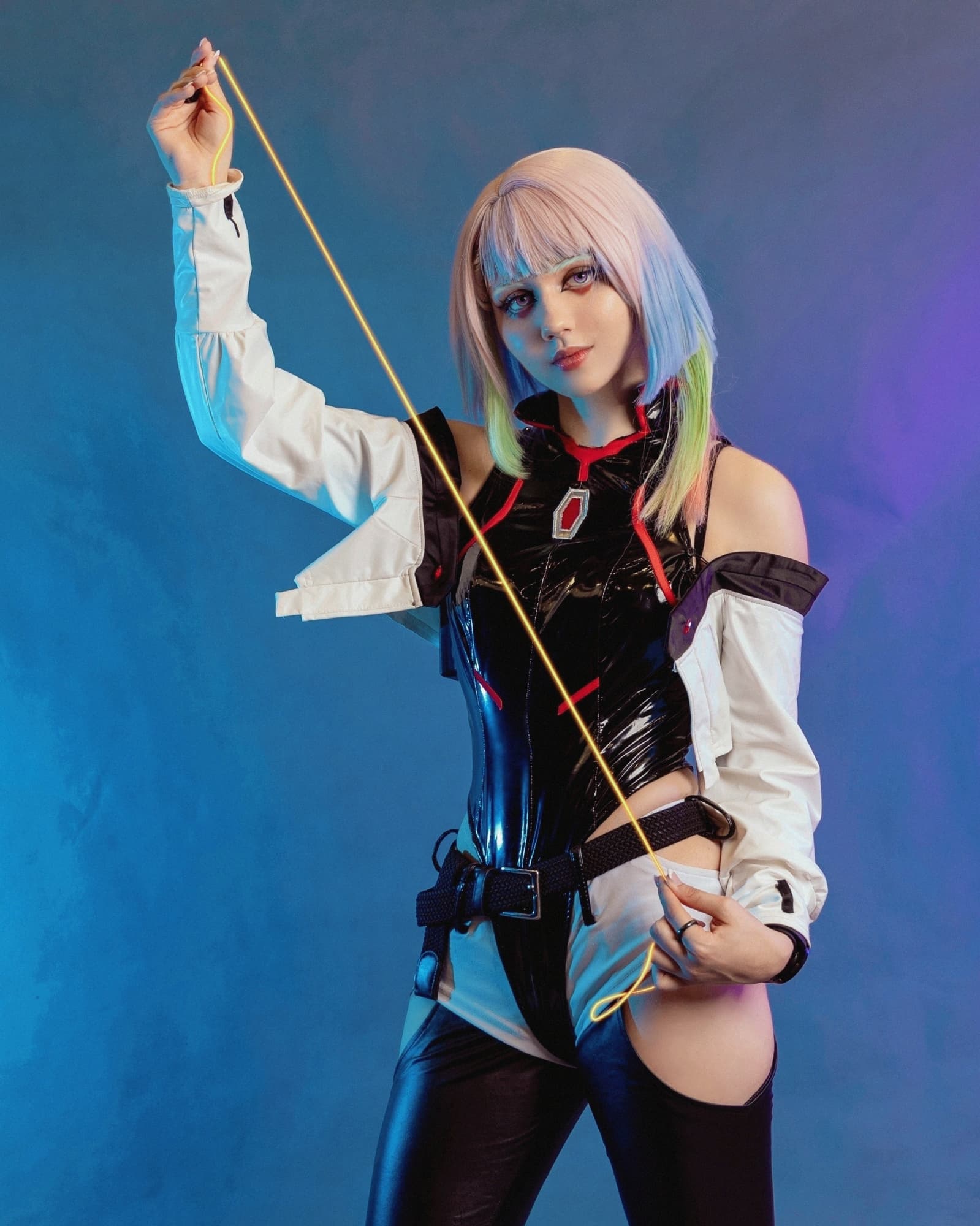 Lucy - NZ  - Photo 1