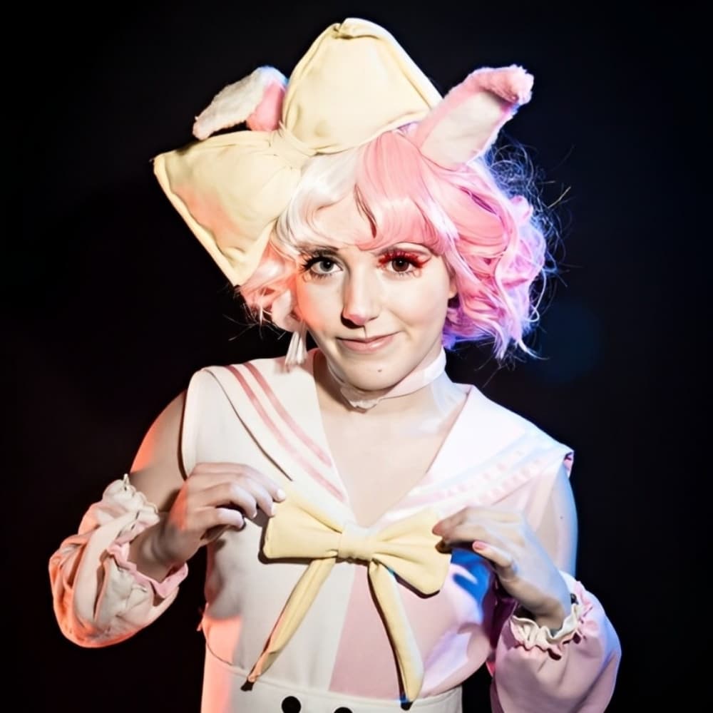 Monomi  - Danganronpa cosplay photoshoot cover