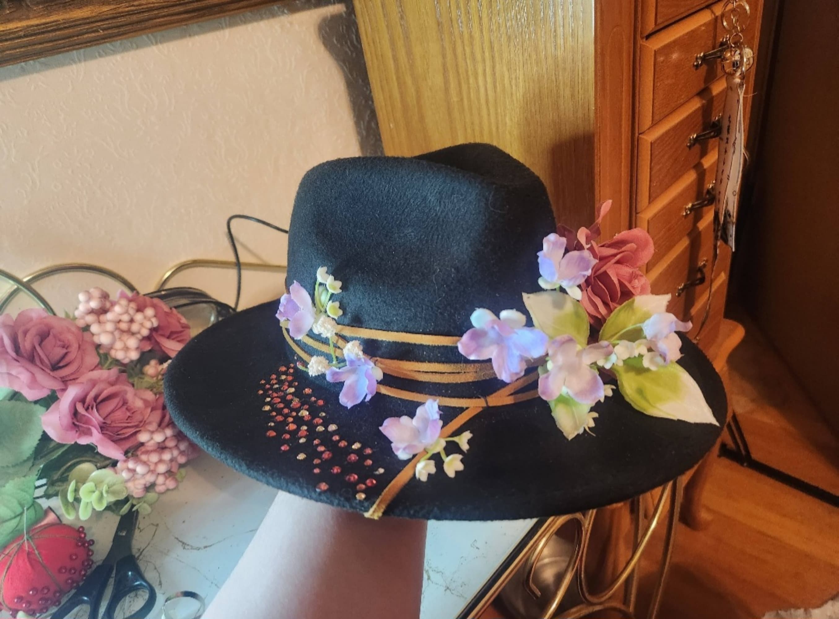 Hatter Progress - Photo 3