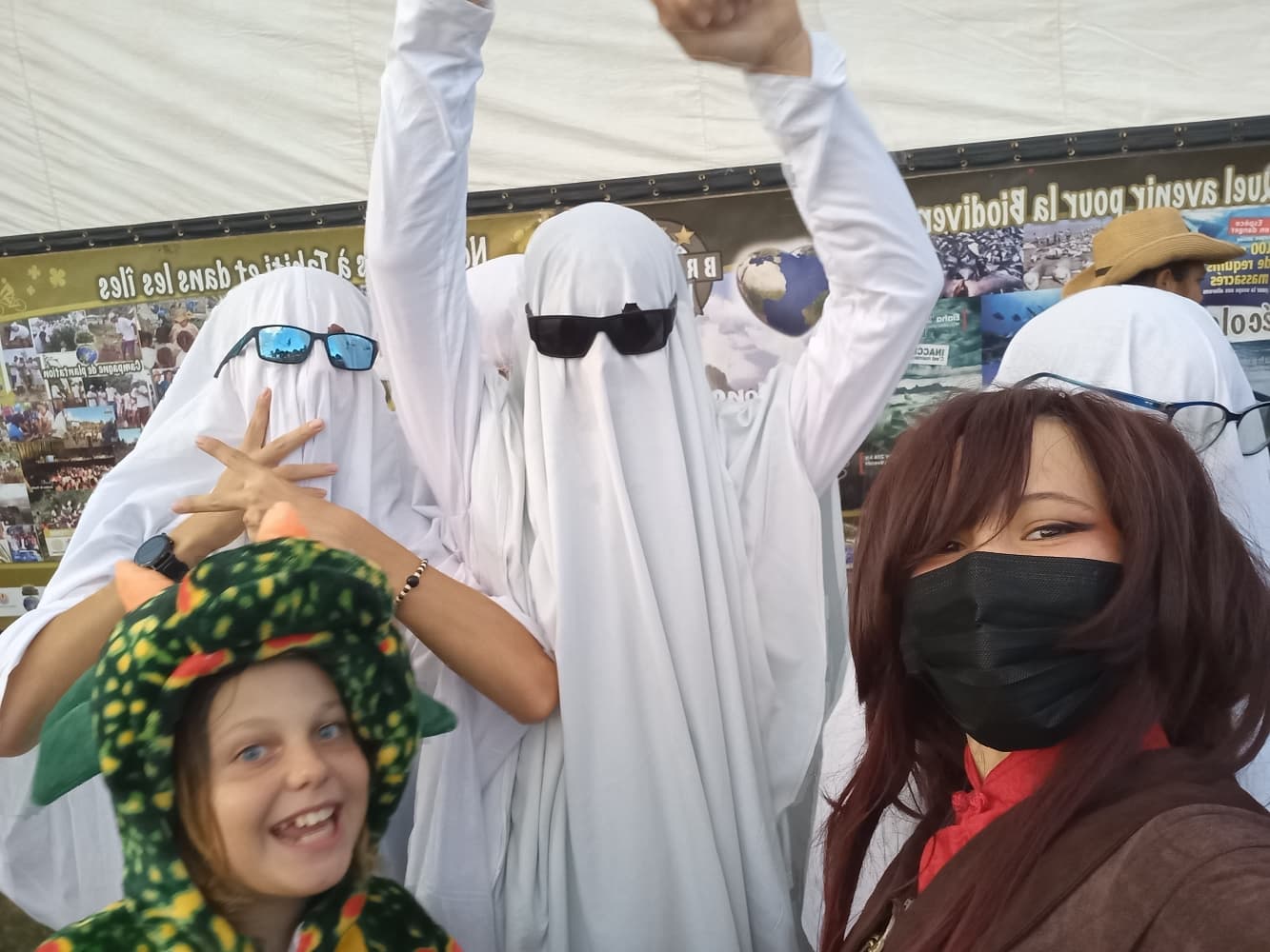 Hu Tao Cosplay Pics - Photo 18