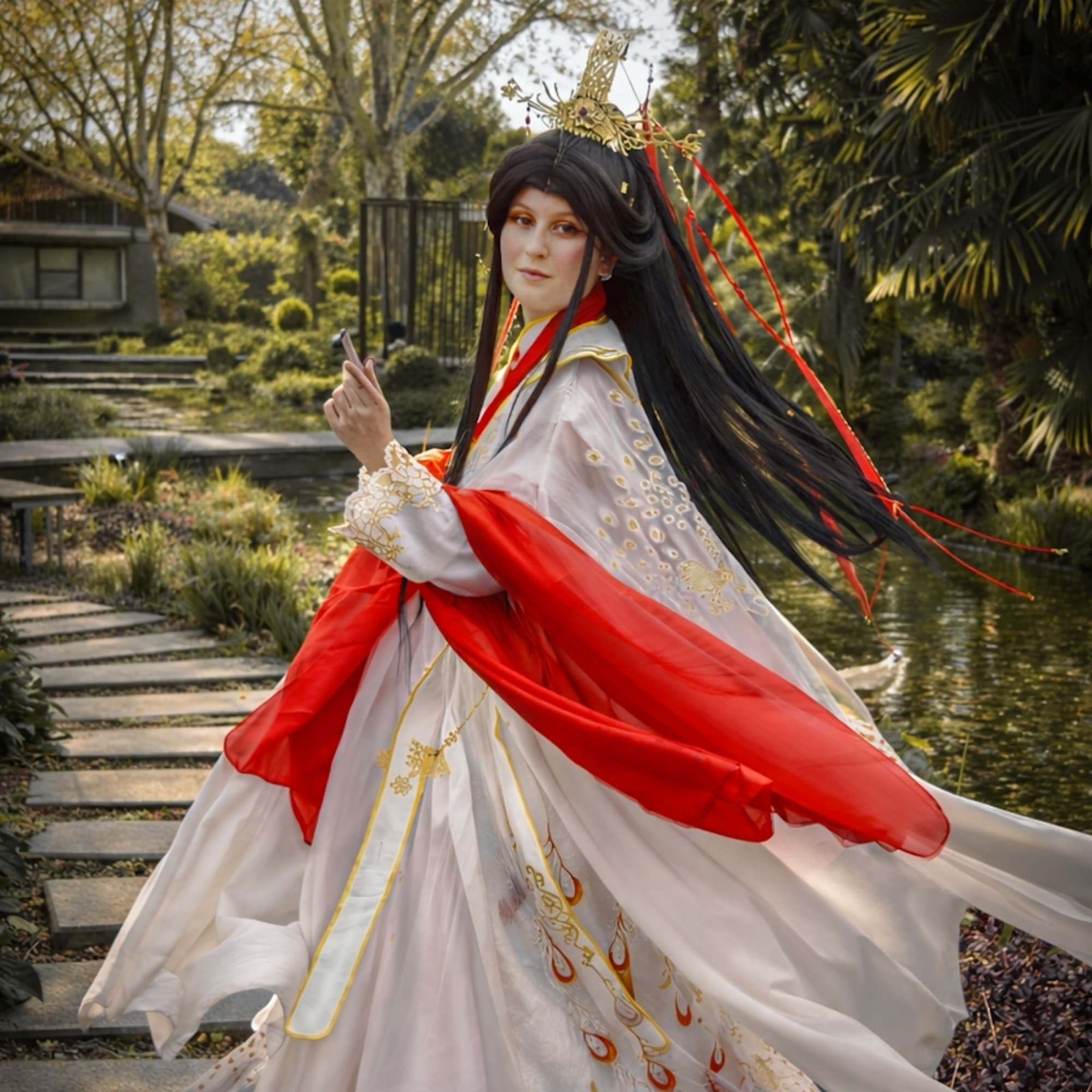 Xie Lian - Heaven Official's Blessing cosplay photoshoot cover
