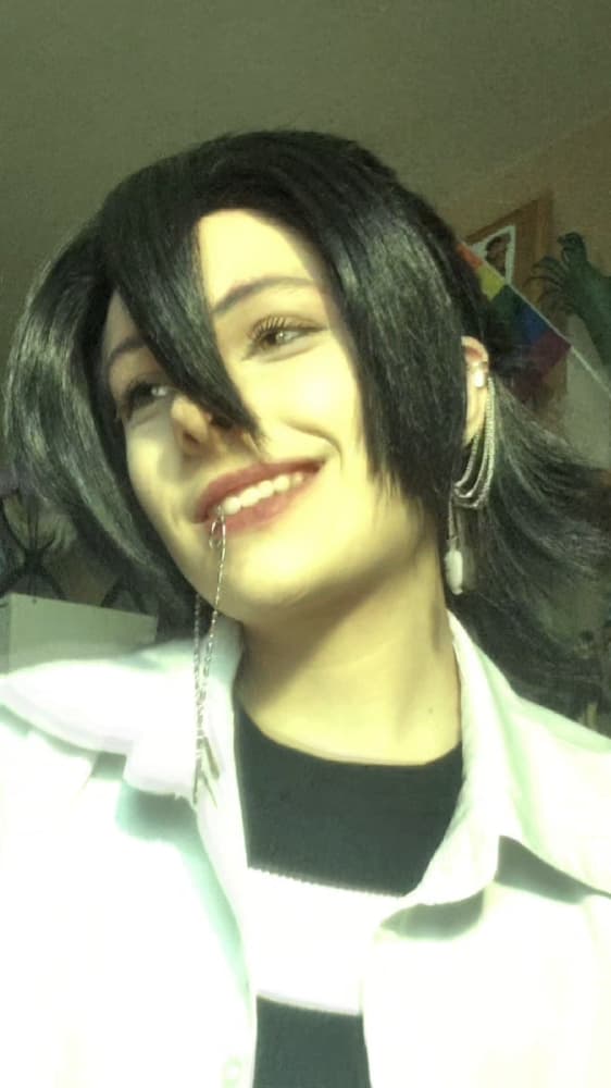 Izumi Miyamura  - Photo 1