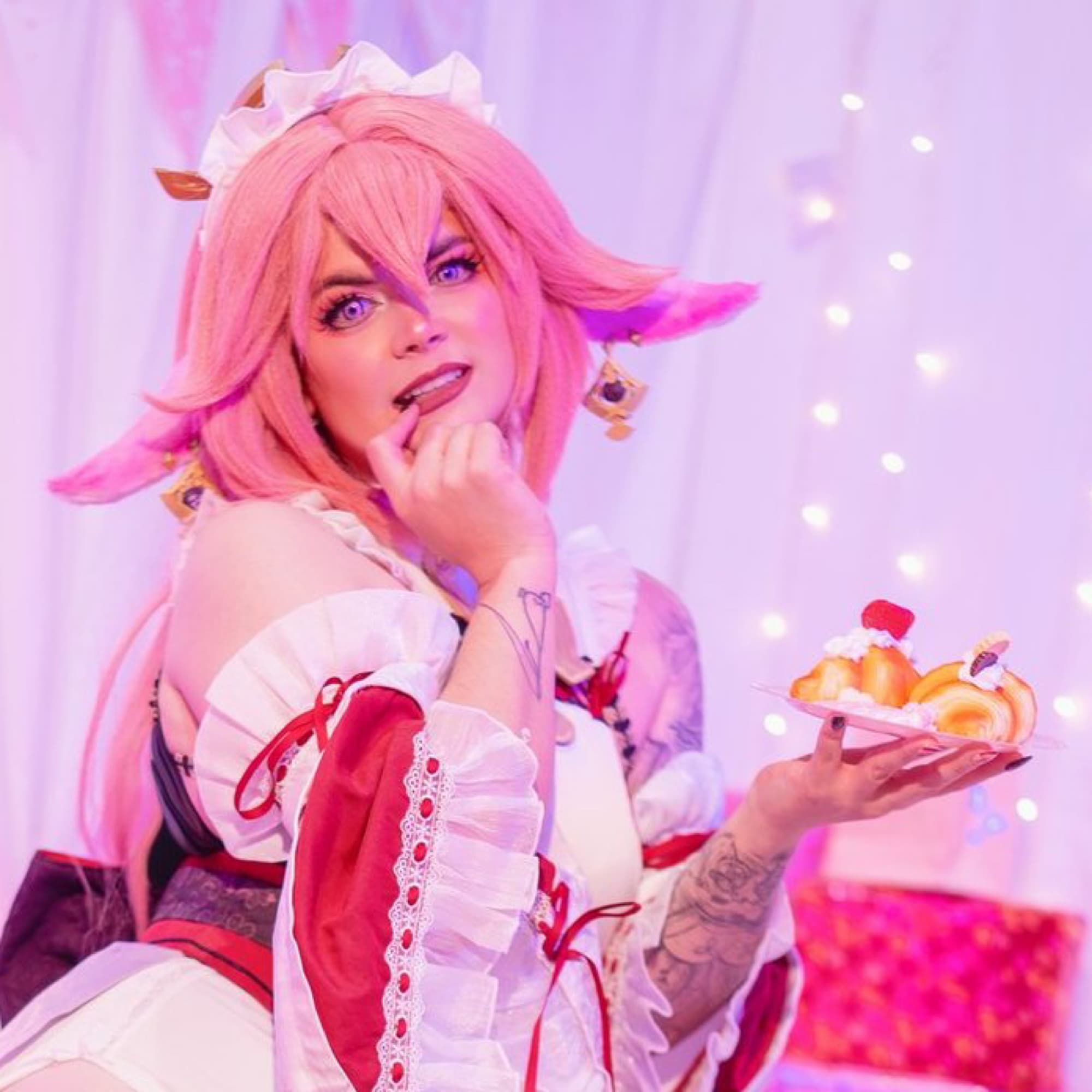 Yae Miko Maid vers.