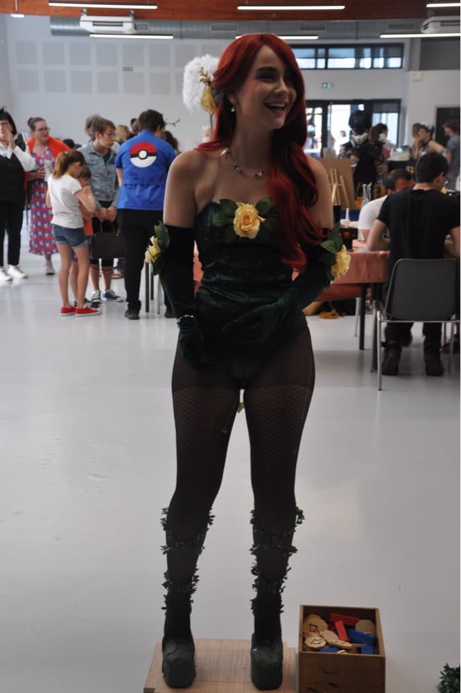 Poison Yvi - Photo 25