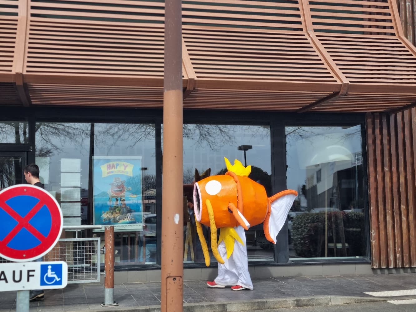 Magicarpe à Macdo - Photo 12