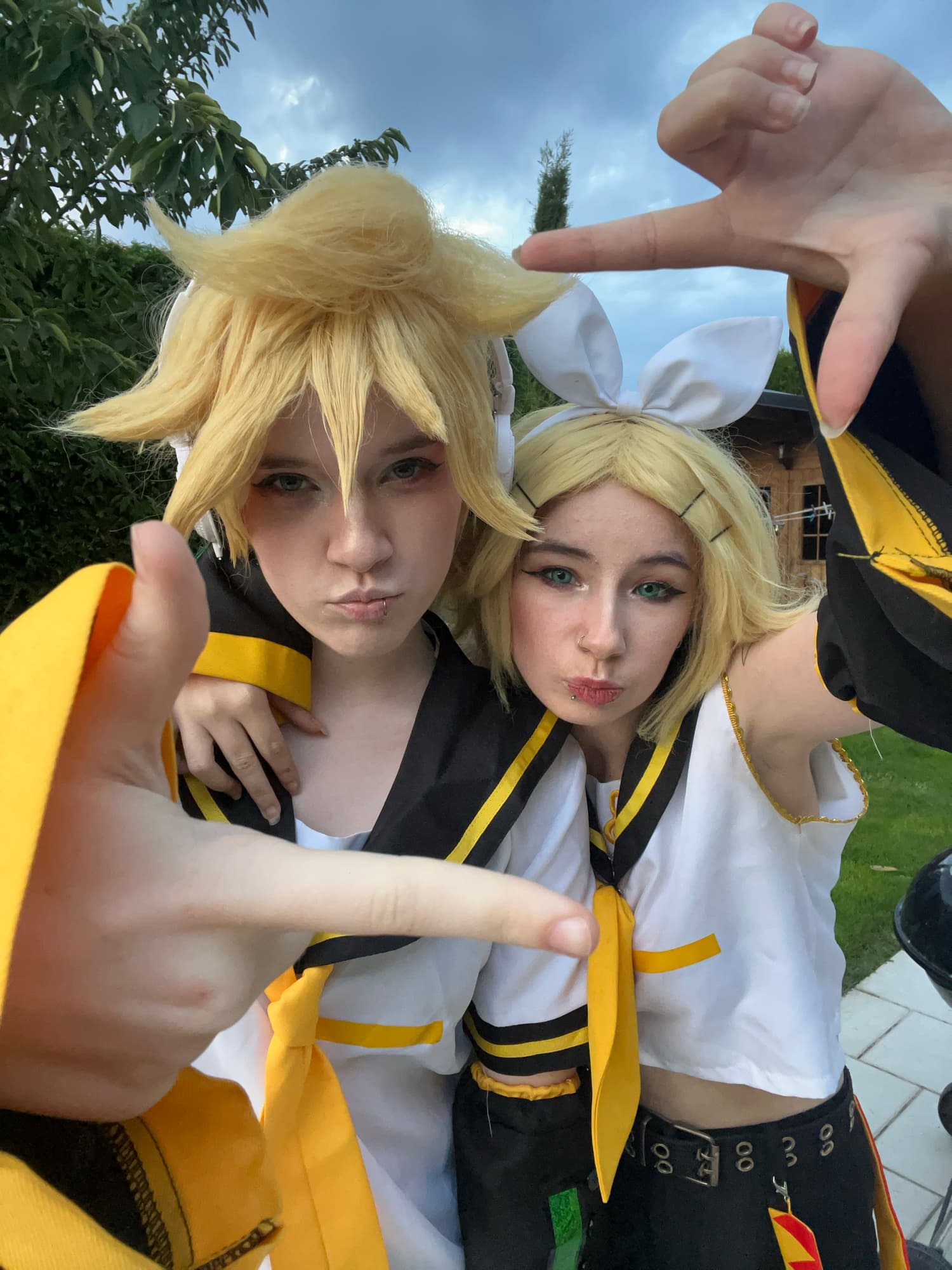 Len and Rin 