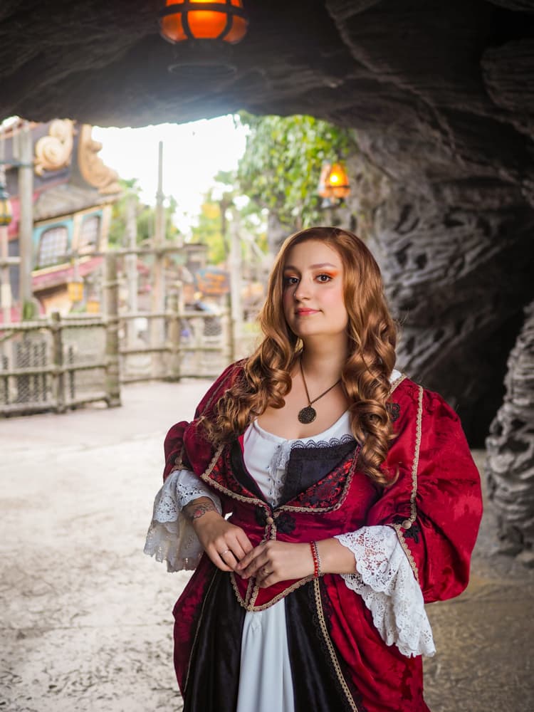 Elisabeth Swann - Photo 20