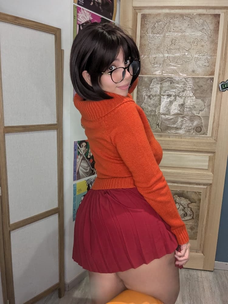 Velma Dinkley - Photo 3