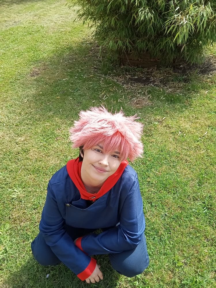 Yuji Itadori  - Photo 6